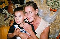 Click image for larger version.&nbsp;

Name:	Jackie Paisley & Son Neo 2009.jpg&nbsp;
Views:	1487&nbsp;
Size:	130.0 KB&nbsp;
ID:	34109